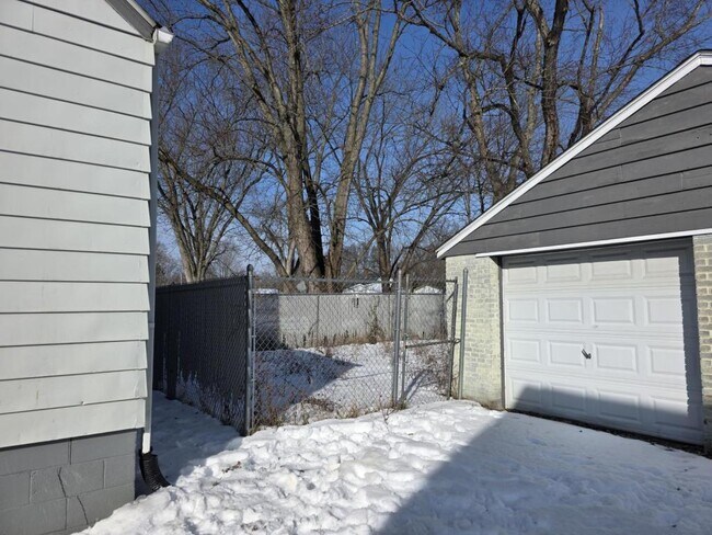 Foto del edificio - 224 Maryland St NW