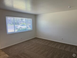 Building Photo - 547 E Barstow Ave