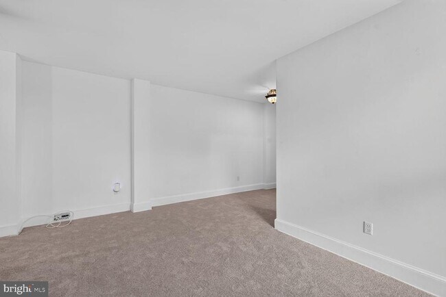 Foto del edificio - 3060 16th St NW