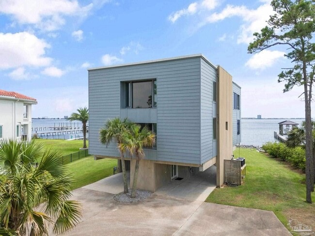 Foto del edificio - 1319 Soundview Trail