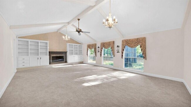 Foto del edificio - 11842 Deep Woods Dr