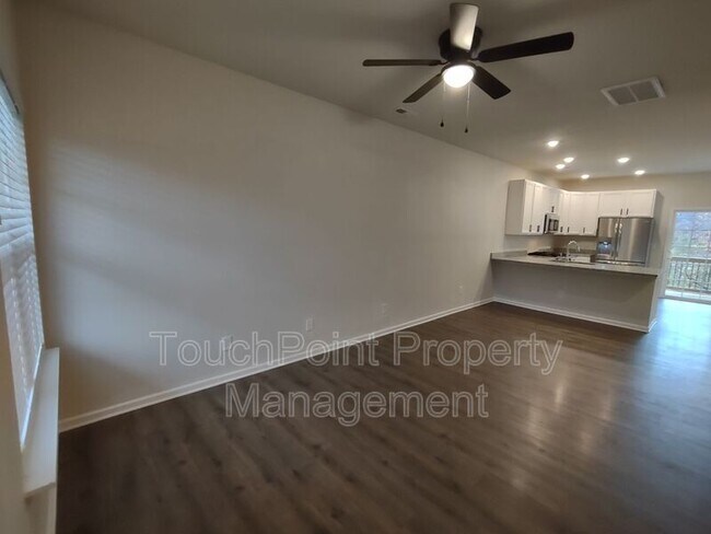 Foto del edificio - 7035 Jane Parks Way