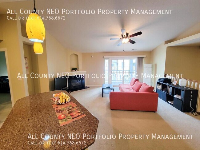 Building Photo - 5634 Vessey Ct