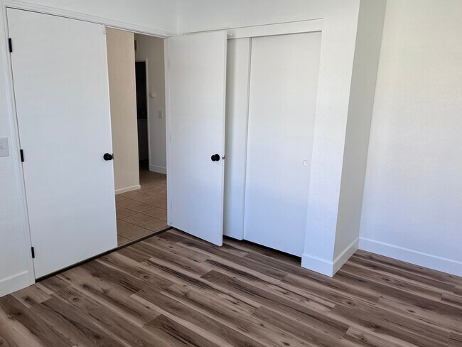 Foto del edificio - 1745 W Merritt St