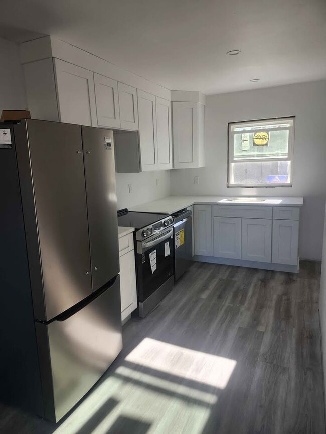 Foto del edificio - 24 Pine St