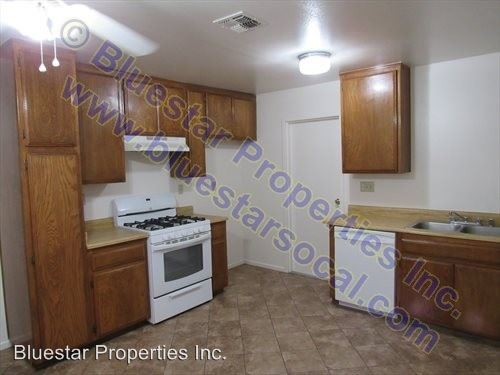 Building Photo - 15334 Sequoia St