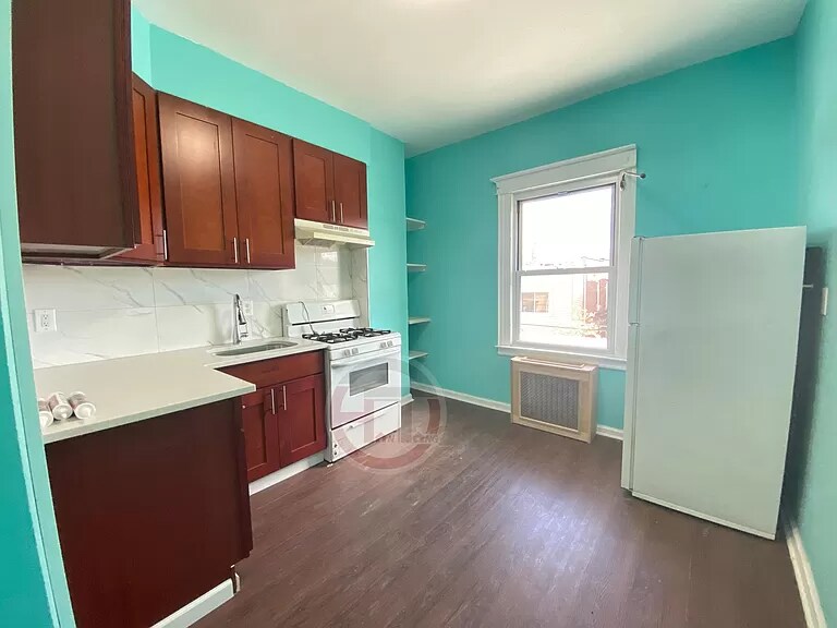 1940 McGraw Ave Unit 2, Bronx, NY 10462 Condo for Rent in Bronx, NY