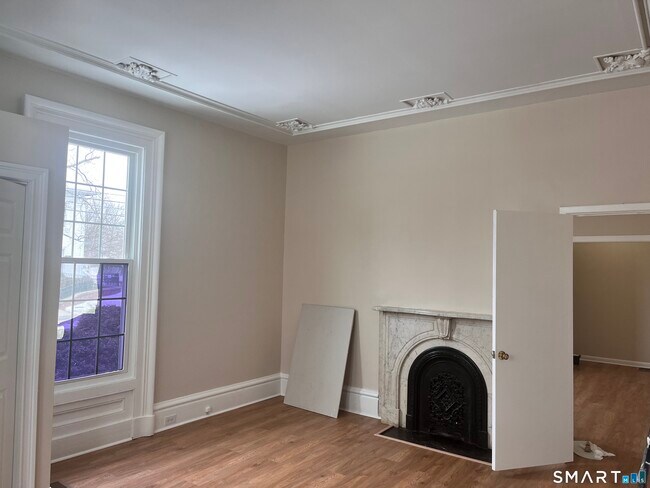 Foto del edificio - 246 Elm St