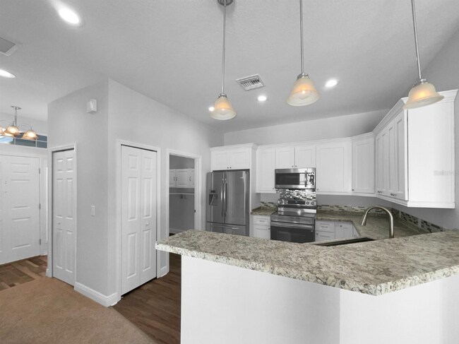 Foto del edificio - 1045 James Dr