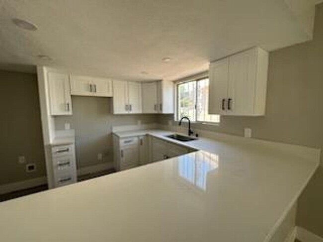 Foto del edificio - 4 br, 2.5 bath House - 2470 Swifton Ct