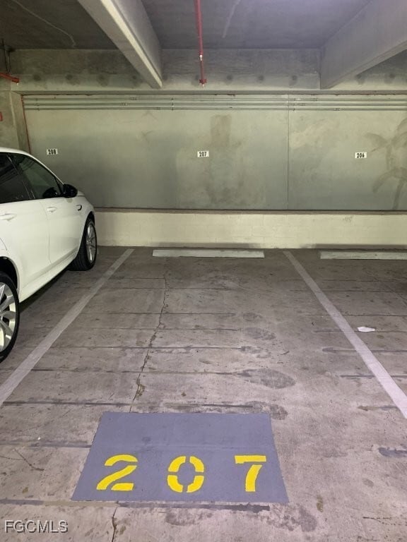 Building Photo - 2825 Palm Beach Blvd