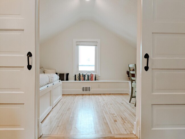 Foto del edificio - 3216 Lyndale Ave S