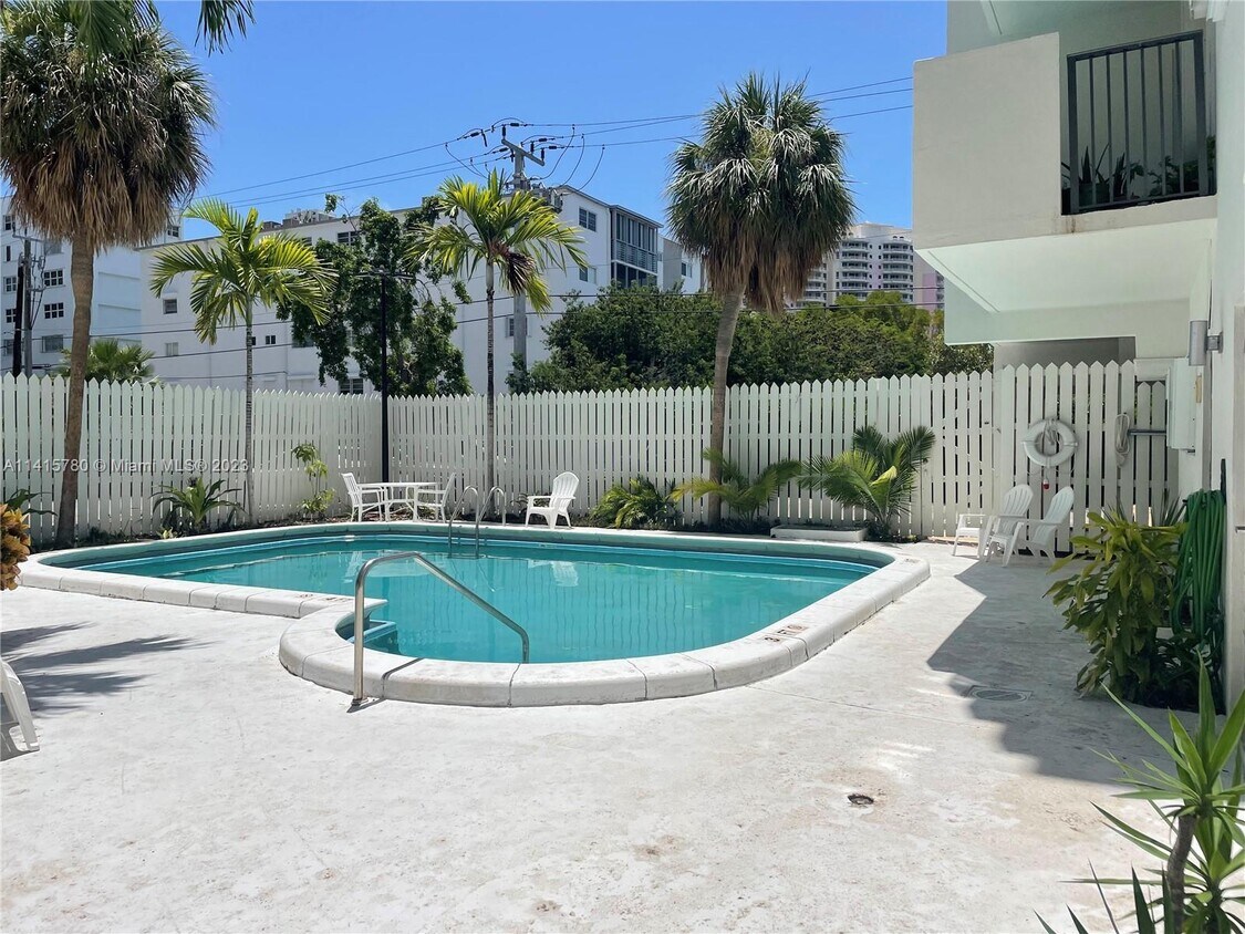 300 Galen Dr Unit 303  