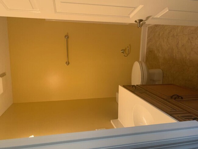 Foto del edificio - 1035 Mercantile Street Apt 201