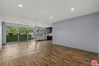 Building Photo - 1200 Flores St