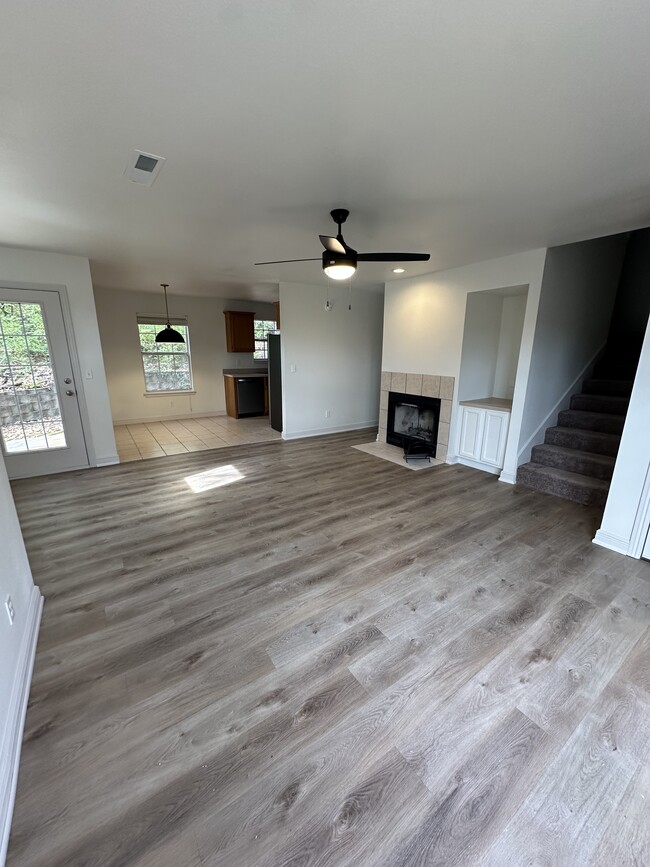 Foto del edificio - 3127 N Kensington Ct