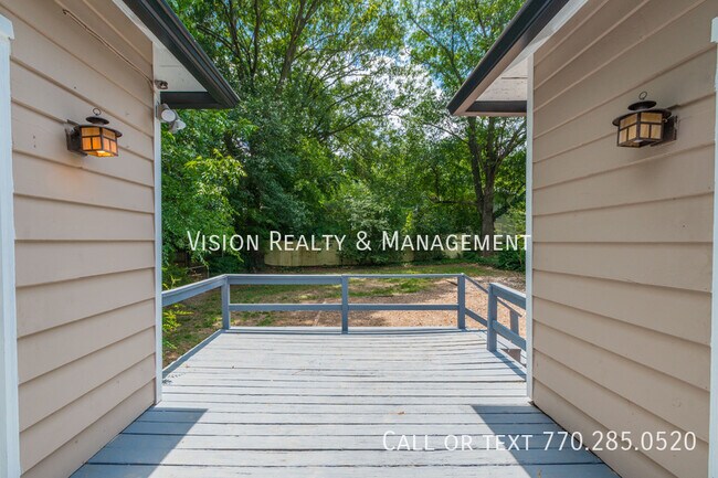 Foto del edificio - 1143 Gracewood Ave SE