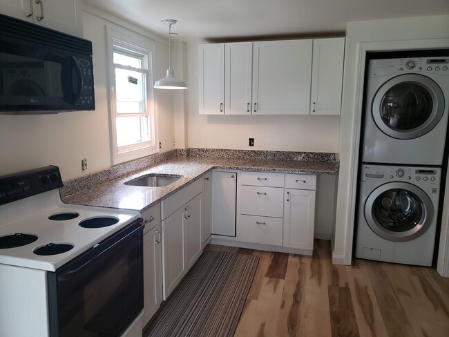 New Kitchen - 25 Pinehurst Rd