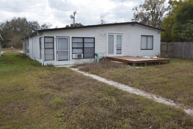 Building Photo - 3134 Skyview Dr