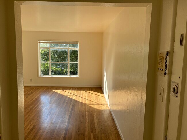 Foto del edificio - Sunny View Terrace