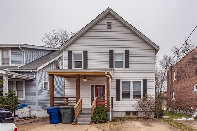 Building Photo - 2144 McCausland Ave