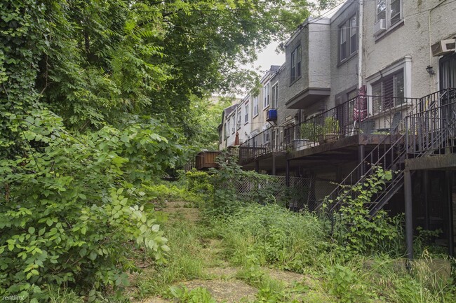 Building Photo - 3 br, 1 bath Apartment - 5220 Church Rd
