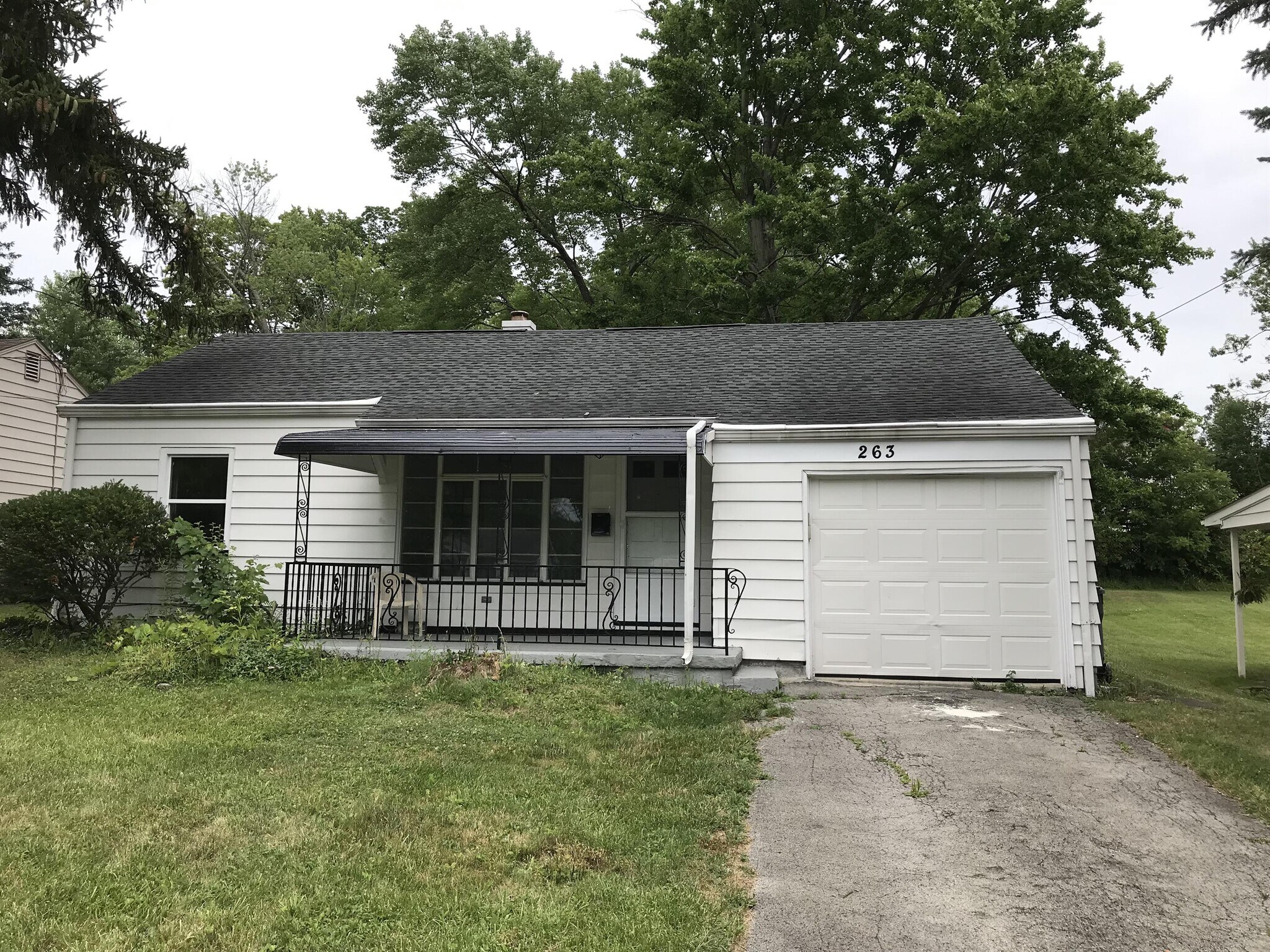 263 S Bon Air Ave Youngstown, OH 44509 – photo 1
