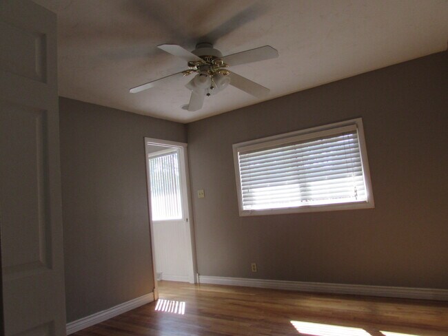 Foto del edificio - 2116 Bookcliff Ave