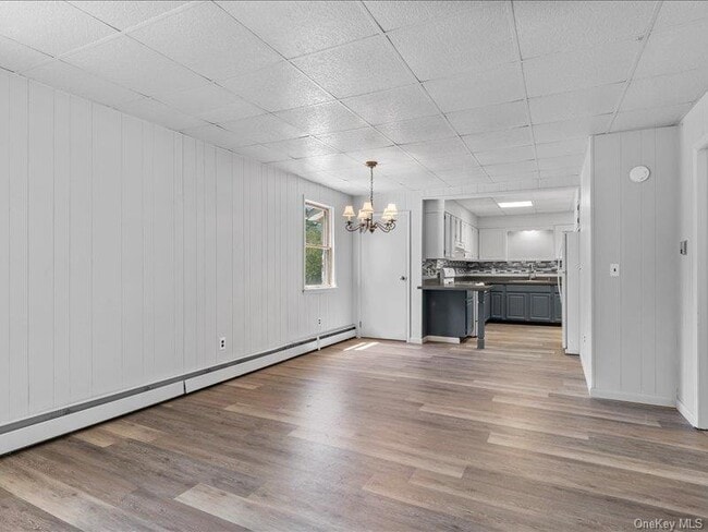 Building Photo - 28 Van Buren St