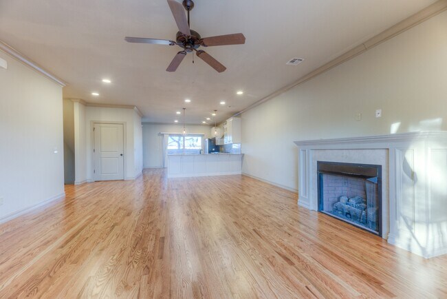 Foto del edificio - 1333 E 41st Pl