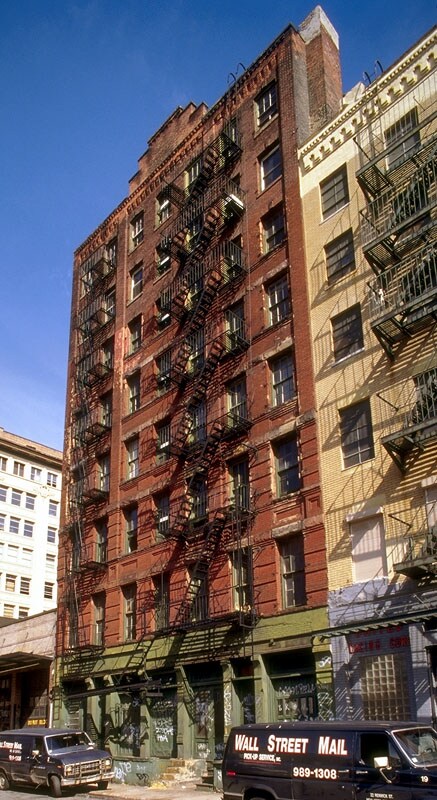 Building Photo - 40-42 Renwick St