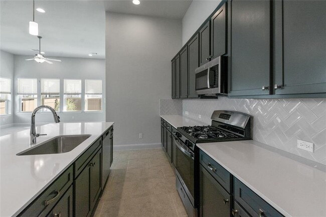 Building Photo - 600 C-Bar Ranch Trl