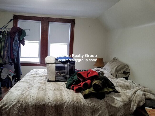 Building Photo - 62 Quimby St