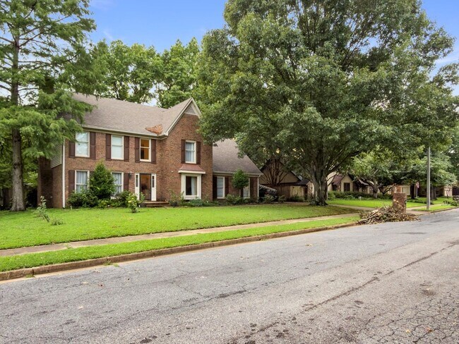 Foto del edificio - 743 Grovewood Dr
