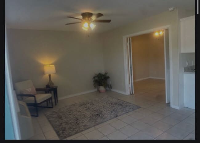 Building Photo - 6760 Prutzman Rd