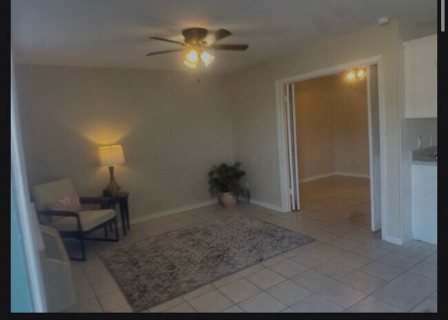 Foto del edificio - 6760 Prutzman Rd