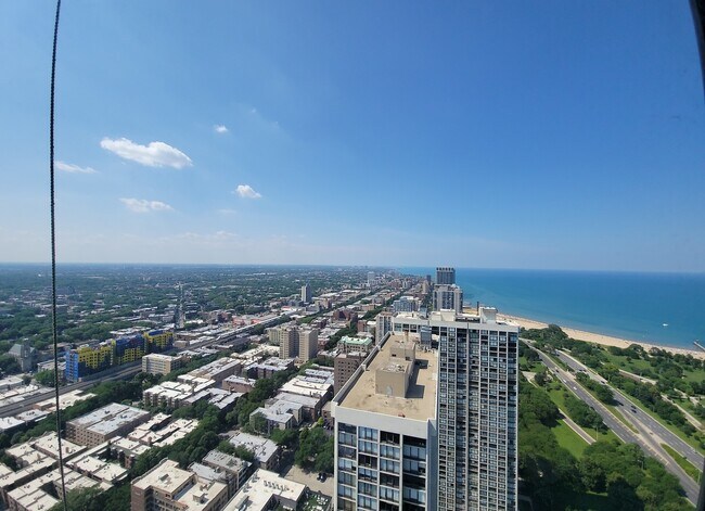 Foto del edificio - 5415 N Sheridan Rd