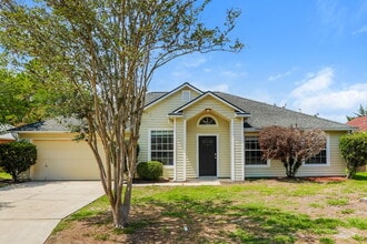 Building Photo - 9099 Rockpond Meadows Dr