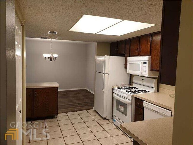 Building Photo - 2189 Palmyra Dr