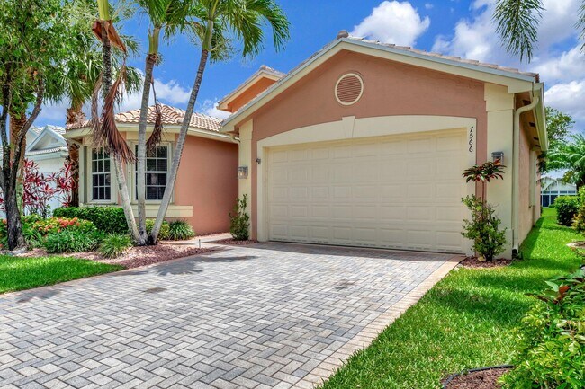 Foto del edificio - 7566 Pebble Shores Terrace