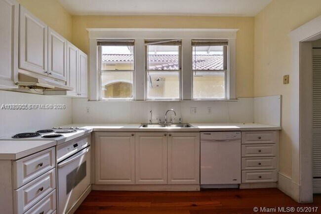 Foto del edificio - 2000 S Miami Ave