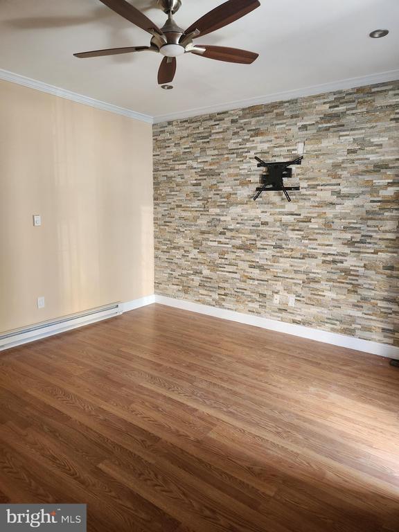 Foto del edificio - 1423 Dickinson St