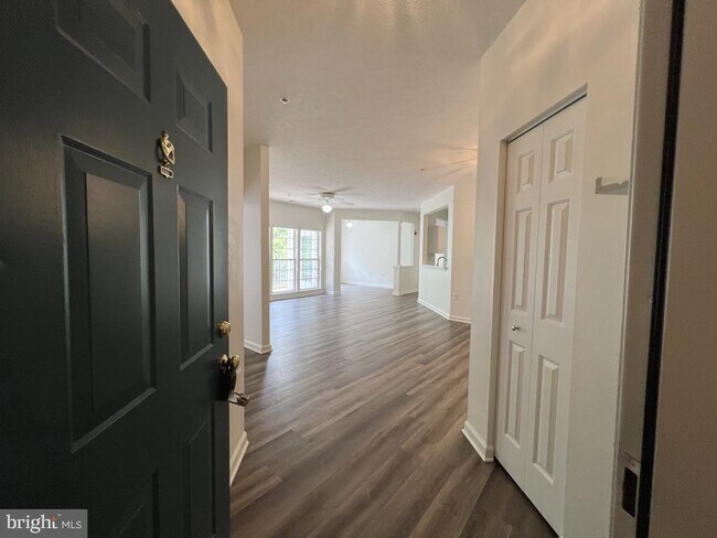 Foto del edificio - 2493 Amber Orchard Ct