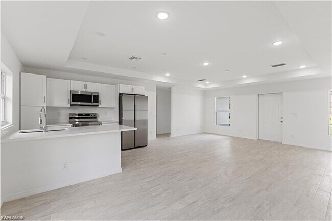 Foto del edificio - 835 Palomino St E