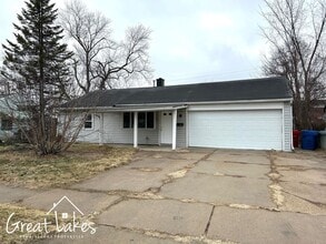 Building Photo - 14405 Knox Ave