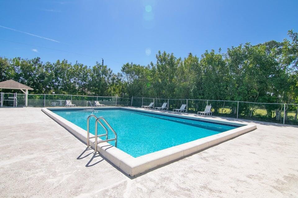 Foto principal - 5924 Longbow Ln