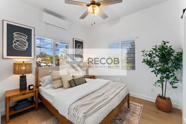 Foto del edificio - 4286 Samoset Ave