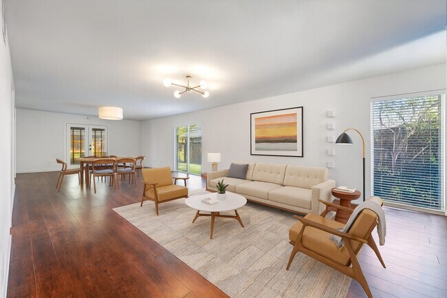 Foto del edificio - 10630 Olympia Dr