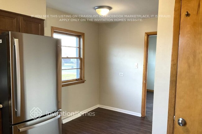 Building Photo - 787 E 163rd Pl