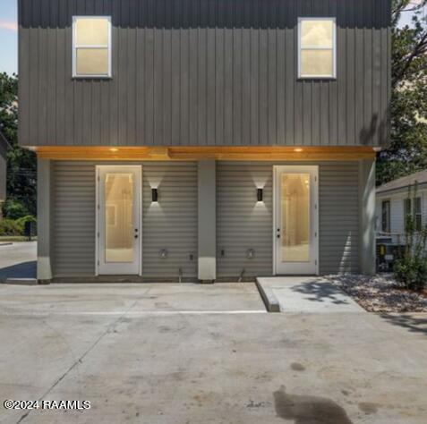 Primary Photo - 305 Ella St